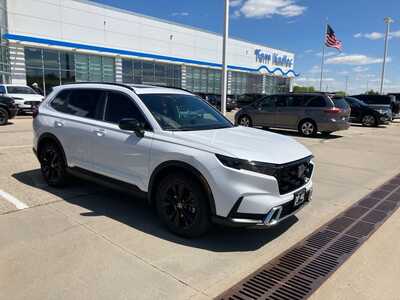 2025 Honda CR-V, $40249. Photo 2