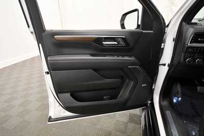 2025 Chevrolet Tahoe, $76849. Photo 12
