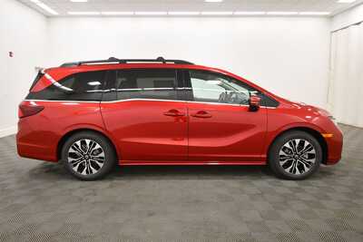 2026 Honda Odyssey, $50207. Photo 8
