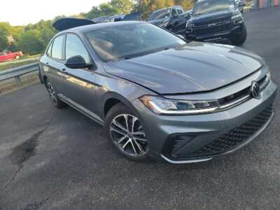 2025 Volkswagen Jetta, $23772. Photo 2