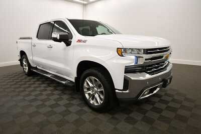 2021 Chevrolet 1500 Crew Cab, $34845. Photo 10