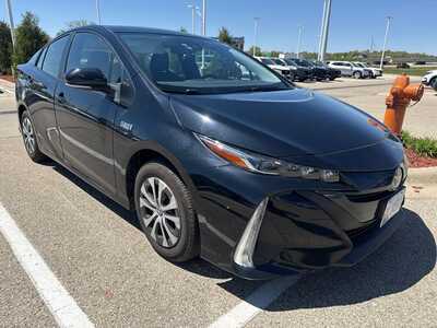 2022 Toyota Prius, $26997. Photo 2