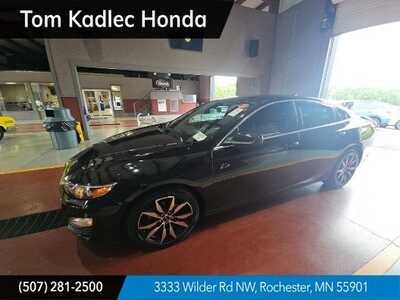 2020 Chevrolet Malibu, $16346. Photo 1