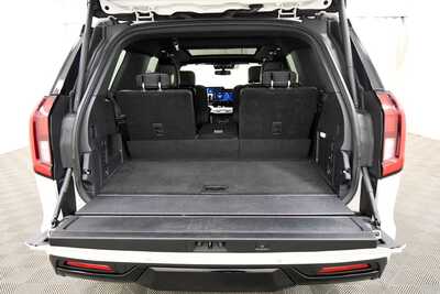 2025 Ford Expedition, $73349. Photo 7