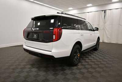 2025 Ford Expedition, $73349. Photo 8