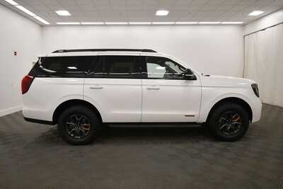 2025 Ford Expedition, $73349. Photo 9