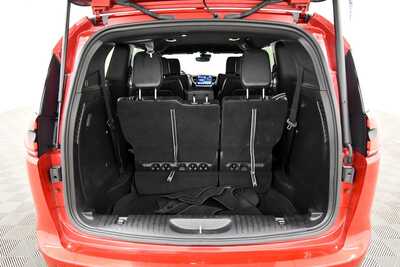 2025 Chrysler Pacifica, $31349. Photo 7