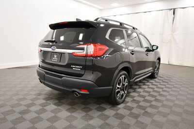 2024 Subaru Ascent, $34345. Photo 8