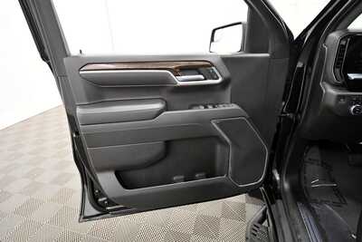 2022 GMC 1500 Crew Cab, $39845. Photo 12