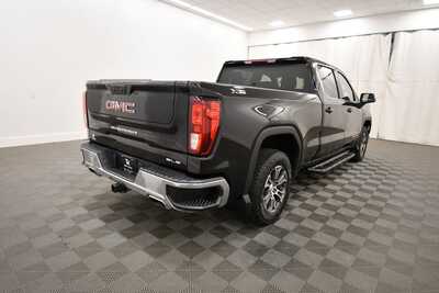 2022 GMC 1500 Crew Cab, $39845. Photo 8