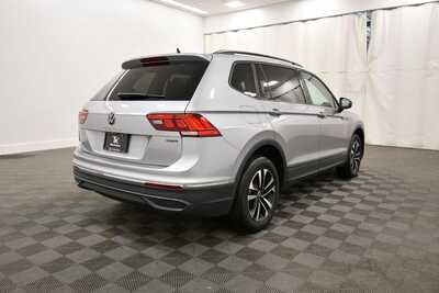 2023 Volkswagen Tiguan, $22849. Photo 8