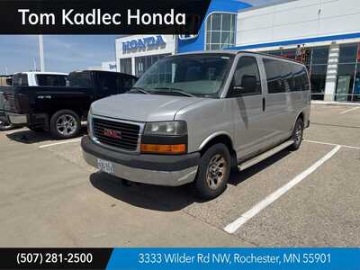 2009 GMC Van,Passenger, $17349. Photo 1