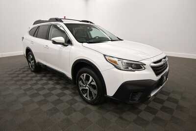 2021 Subaru Outback, $25345. Photo 10