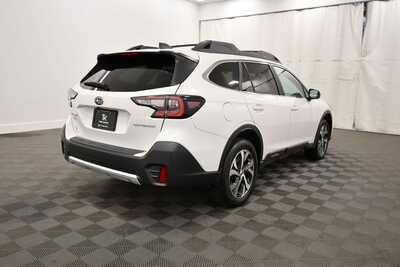 2021 Subaru Outback, $25345. Photo 8
