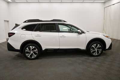 2021 Subaru Outback, $25345. Photo 9
