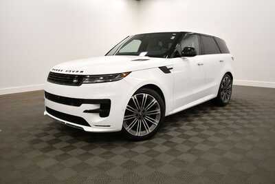 2024 Land Rover Range Rover, $72849. Photo 2