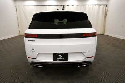 2024 Land Rover Range Rover, $72849. Photo 5