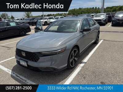 2023 Honda Accord, $27349. Photo 1