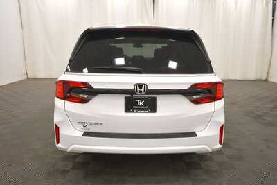 2026 Honda Odyssey, $46140. Photo 6