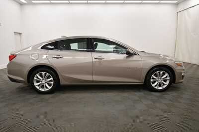 2024 Chevrolet Malibu, $18849. Photo 9