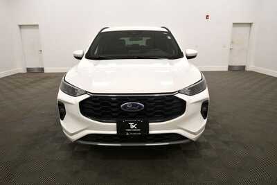 2024 Ford Escape, $24845. Photo 11