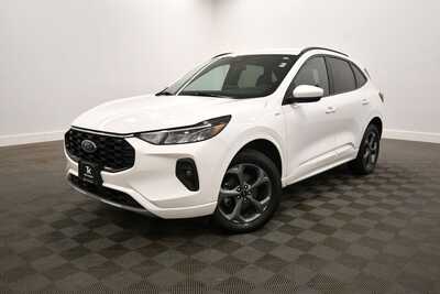 2024 Ford Escape, $24845. Photo 2