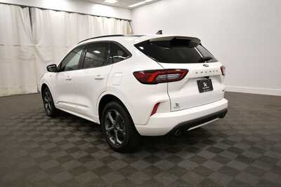 2024 Ford Escape, $24845. Photo 5