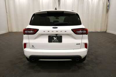 2024 Ford Escape, $24845. Photo 6