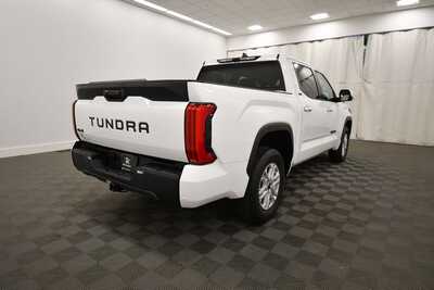 2024 Toyota Tundra Crew Cab, $45345. Photo 8