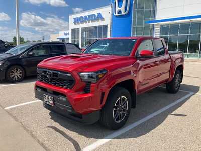 2024 Toyota Tacoma, $43645. Photo 2