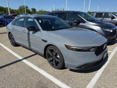 2023 Honda Accord, $29717. Photo 2