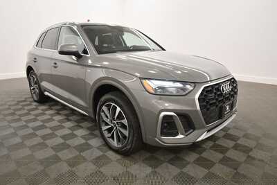 2023 Audi Q5, $28849. Photo 10