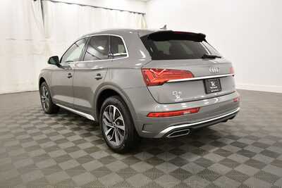 2023 Audi Q5, $28849. Photo 5