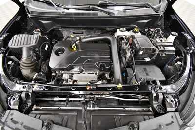 2023 Chevrolet Equinox, $22845. Photo 12