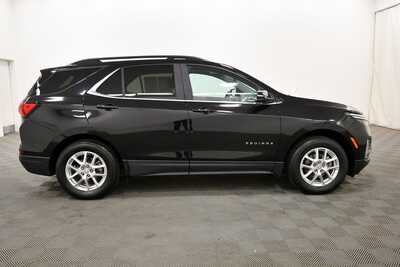 2023 Chevrolet Equinox, $22845. Photo 9