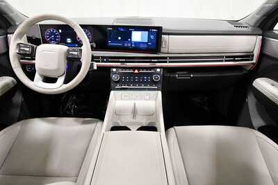 2025 Hyundai Santa Fe, $34349. Photo 3