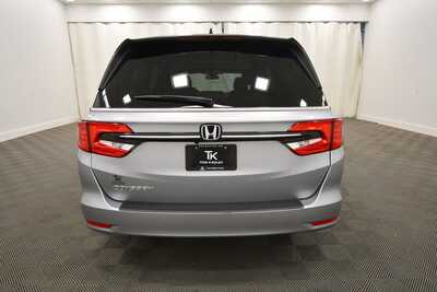 2021 Honda Odyssey, $28345. Photo 6