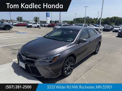 2015 Toyota Camry, $21878. Photo 1