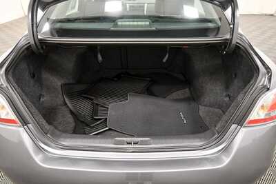 2015 Nissan Altima, $11345. Photo 7