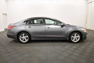2015 Nissan Altima, $11345. Photo 9