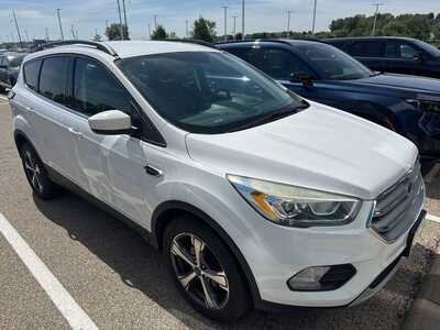 2017 Ford Escape, $12349. Photo 2
