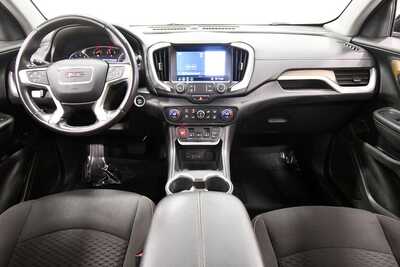 2019 GMC Terrain, $17345. Photo 3