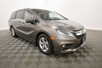 2019 Honda Odyssey, $26345. Photo 10