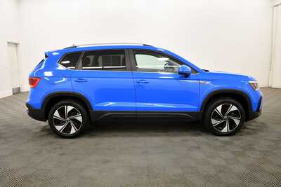 2023 Volkswagen Taos, $23349. Photo 9