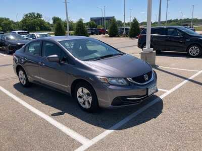2015 Honda Civic, $14349. Photo 2