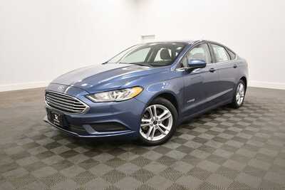 2018 Ford Fusion, $18349. Photo 2