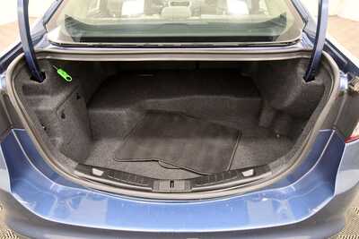 2018 Ford Fusion, $18349. Photo 7