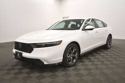 2026 Honda Accord, $35247. Photo 2