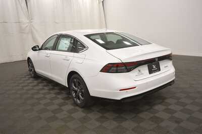 2026 Honda Accord, $35247. Photo 5