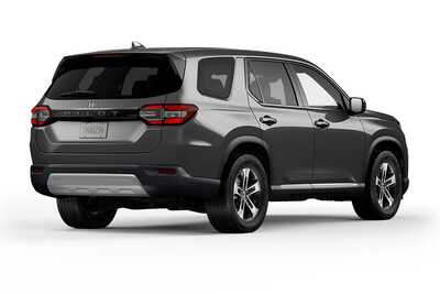 2026 Honda Pilot, $49185. Photo 5